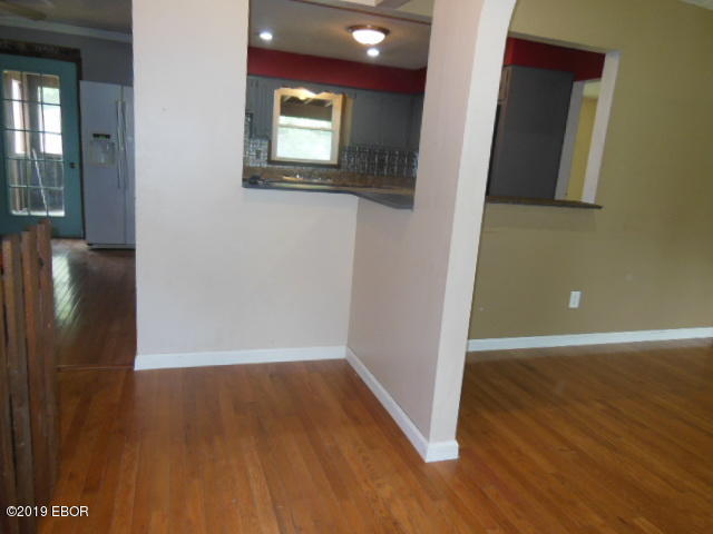 663 Buttonwood Road Xenia, IL 62899 - Photo 3 of 52 Gallery Image 3