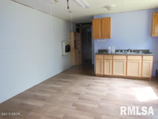 663 Buttonwood Road Xenia, IL 62899 - Photo 35 of 52 Gallery Image 35