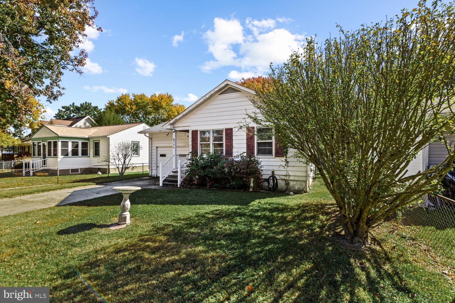 304 2nd Street Colonial Beach, VA 22443 - Photo 4 of 37