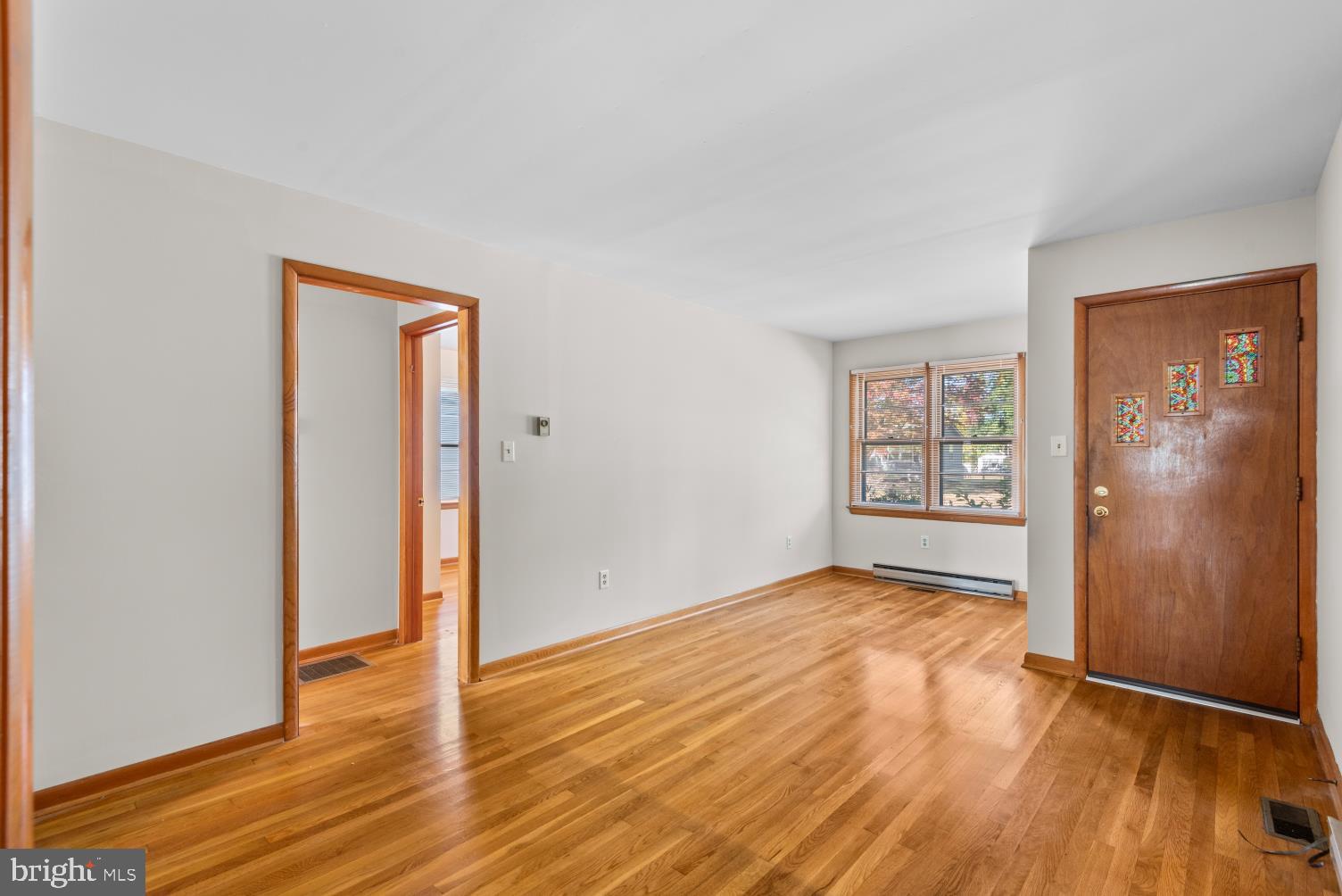 304 2nd Street Colonial Beach, VA 22443 - Photo 7 of 37