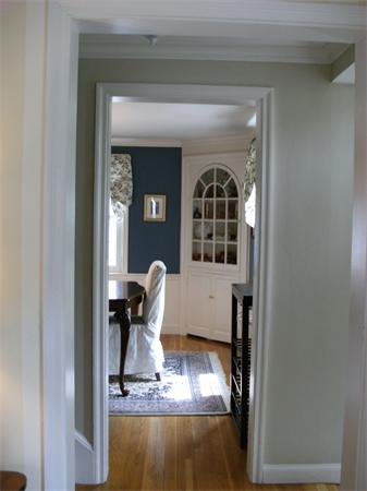 85 Grosvenor Road Needham, MA 02492 - Photo 7 of 24