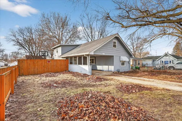 $92,500 | 2929 Sewell Street, Rockford, IL 61109