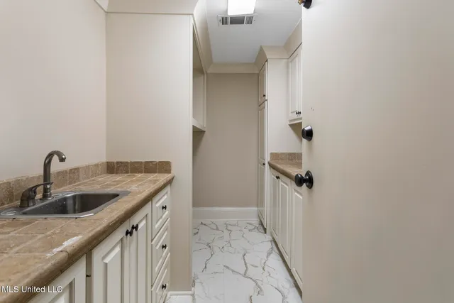 $734,900 | 143 Ashton Park Boulevard, Madison, MS 39110