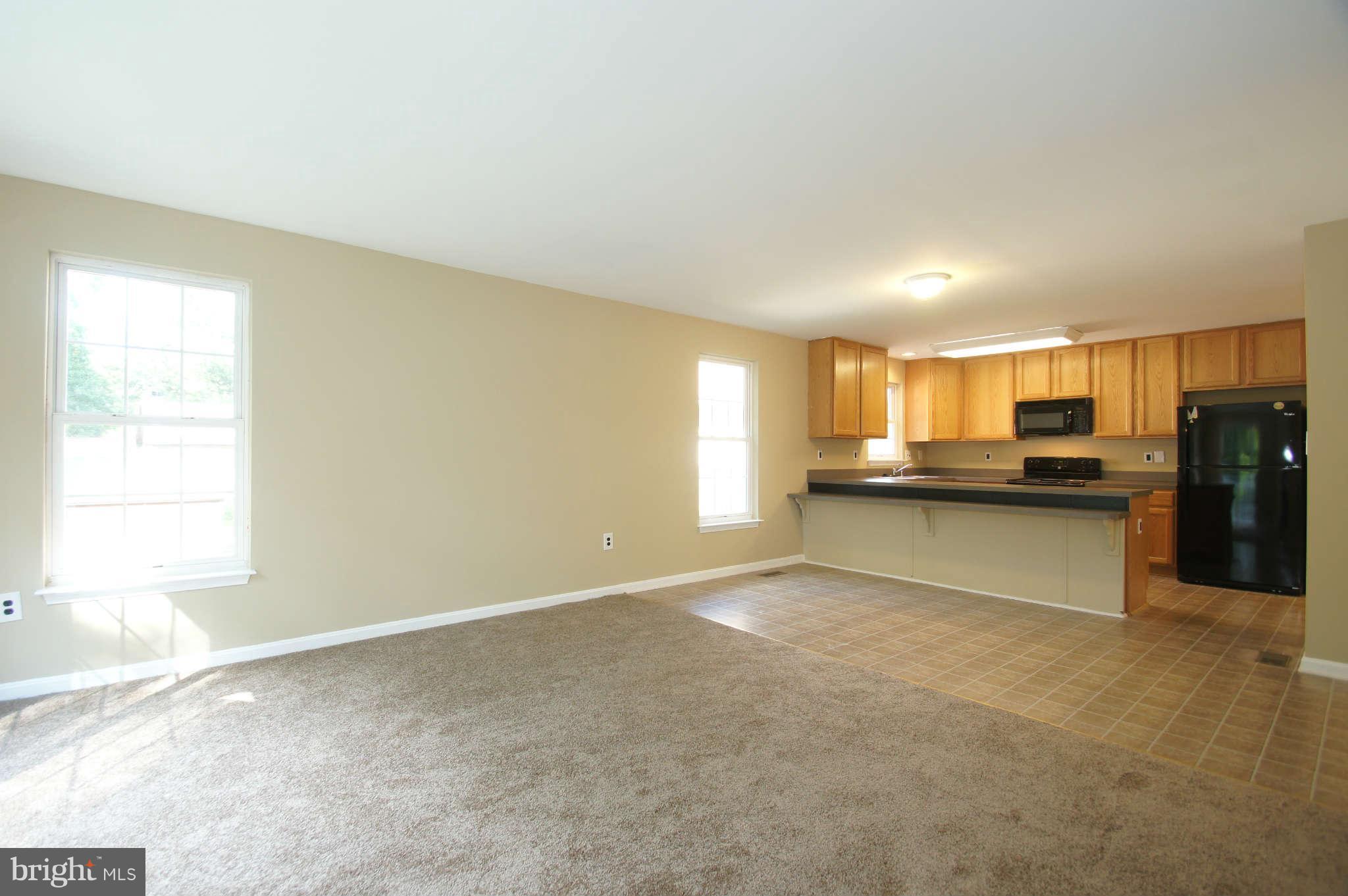 1956 Perryman Road Aberdeen, MD 21001 - Photo 4 of 30 Living Room