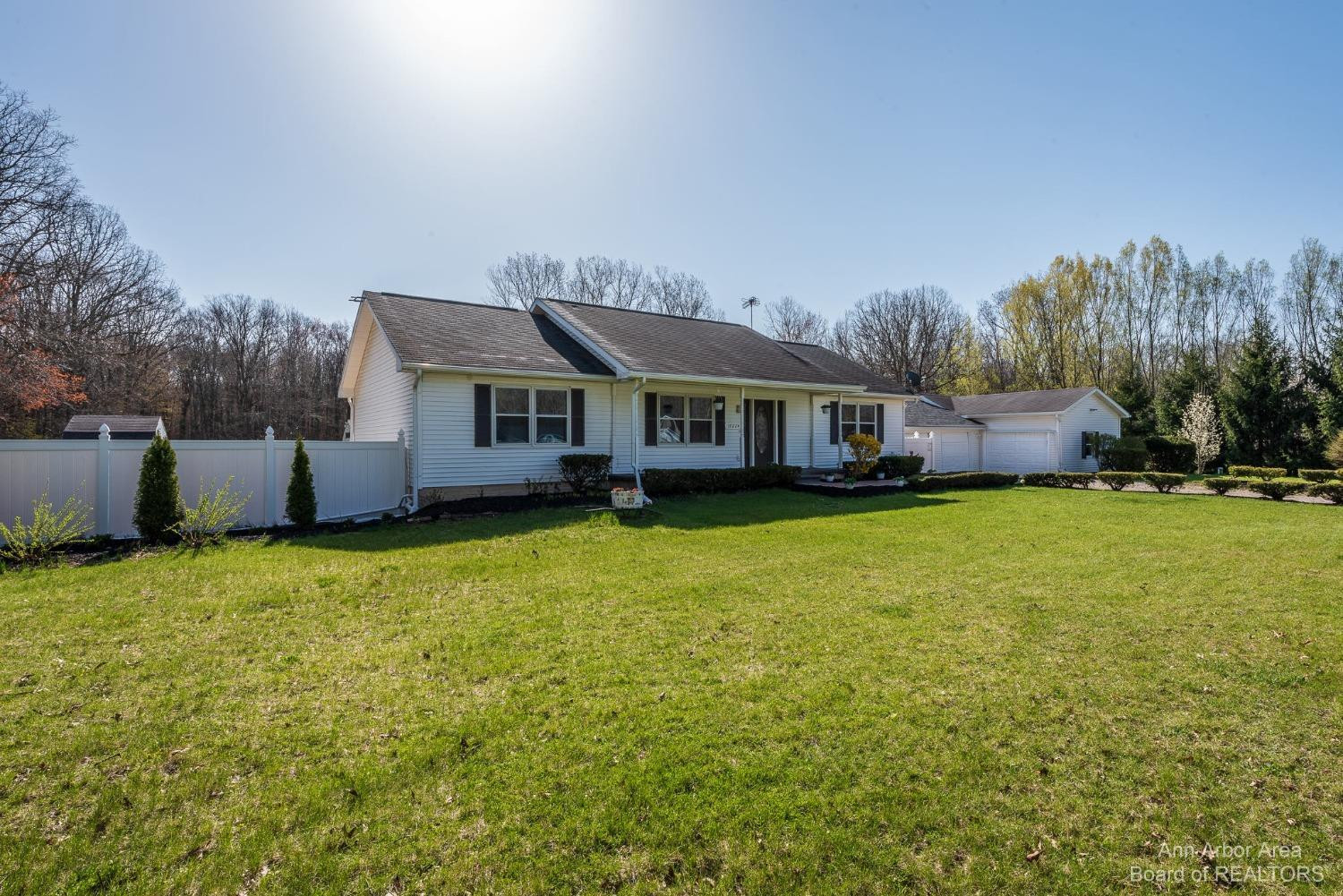 10224 Yensch Road Maybee, MI 48159 - Photo 1 of 37 Photo 1