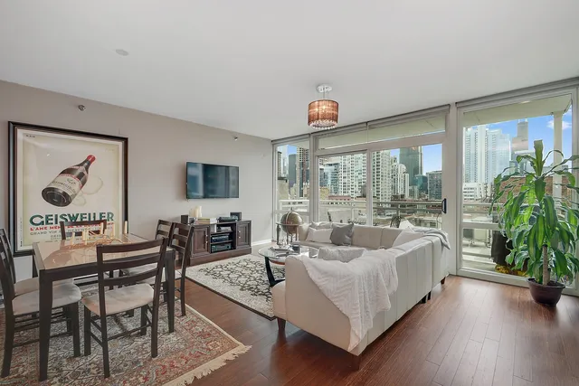 $455,000 | 757 North Orleans Street, Unit 1004, Chicago, IL 60654