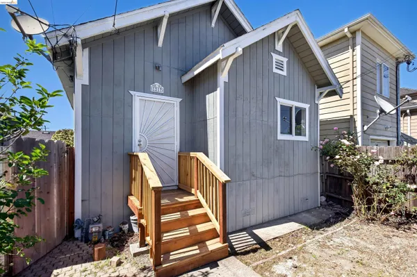 $385,000 | 1217 82nd Avenue, Oakland, CA 94621