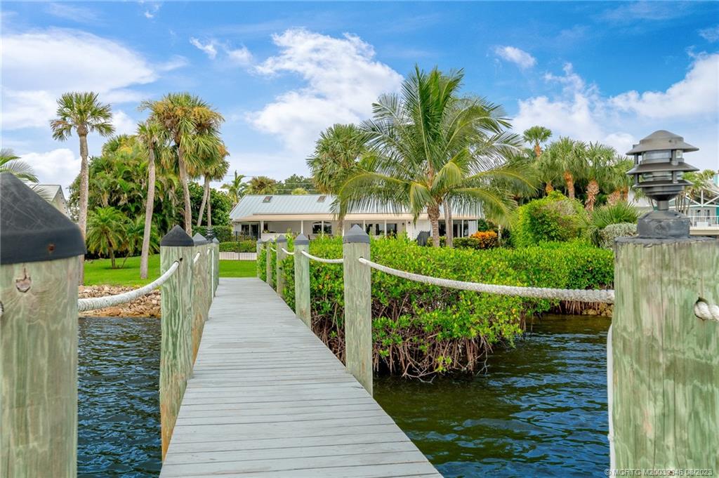32 North Sewalls Point Road Sewall's Point, FL 34996 - Photo 5 of 26