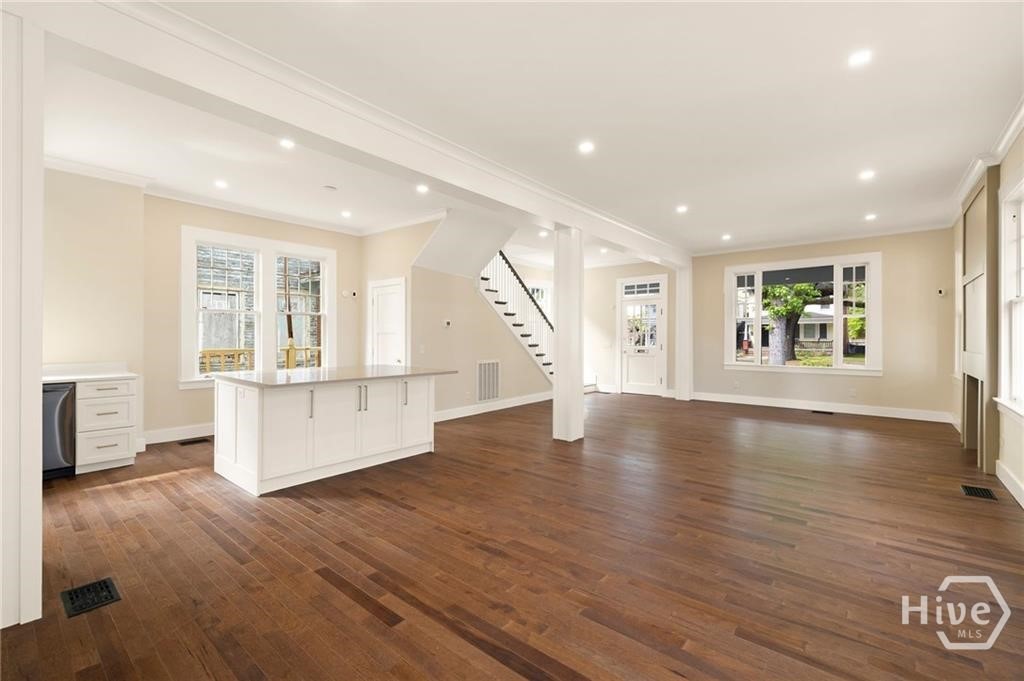 627 West 37th Street Savannah, GA 31415 - Photo 12 of 49