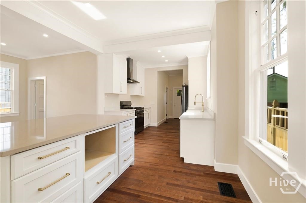 627 West 37th Street Savannah, GA 31415 - Photo 14 of 49