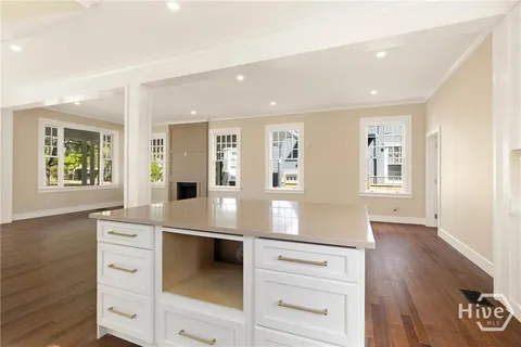 $575,000 | 627 West 37th Street, Savannah, GA 31415