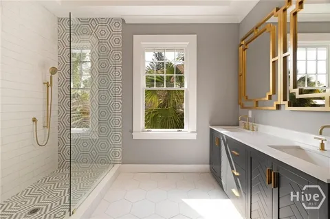 $575,000 | 627 West 37th Street, Savannah, GA 31415