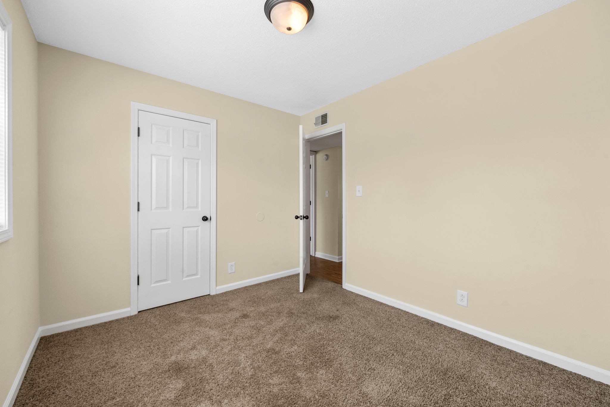 812 Pembroke Oak Grove Road, Unit 12 Oak Grove, KY 42262 - Photo 8 of 12 a view of an empty room
