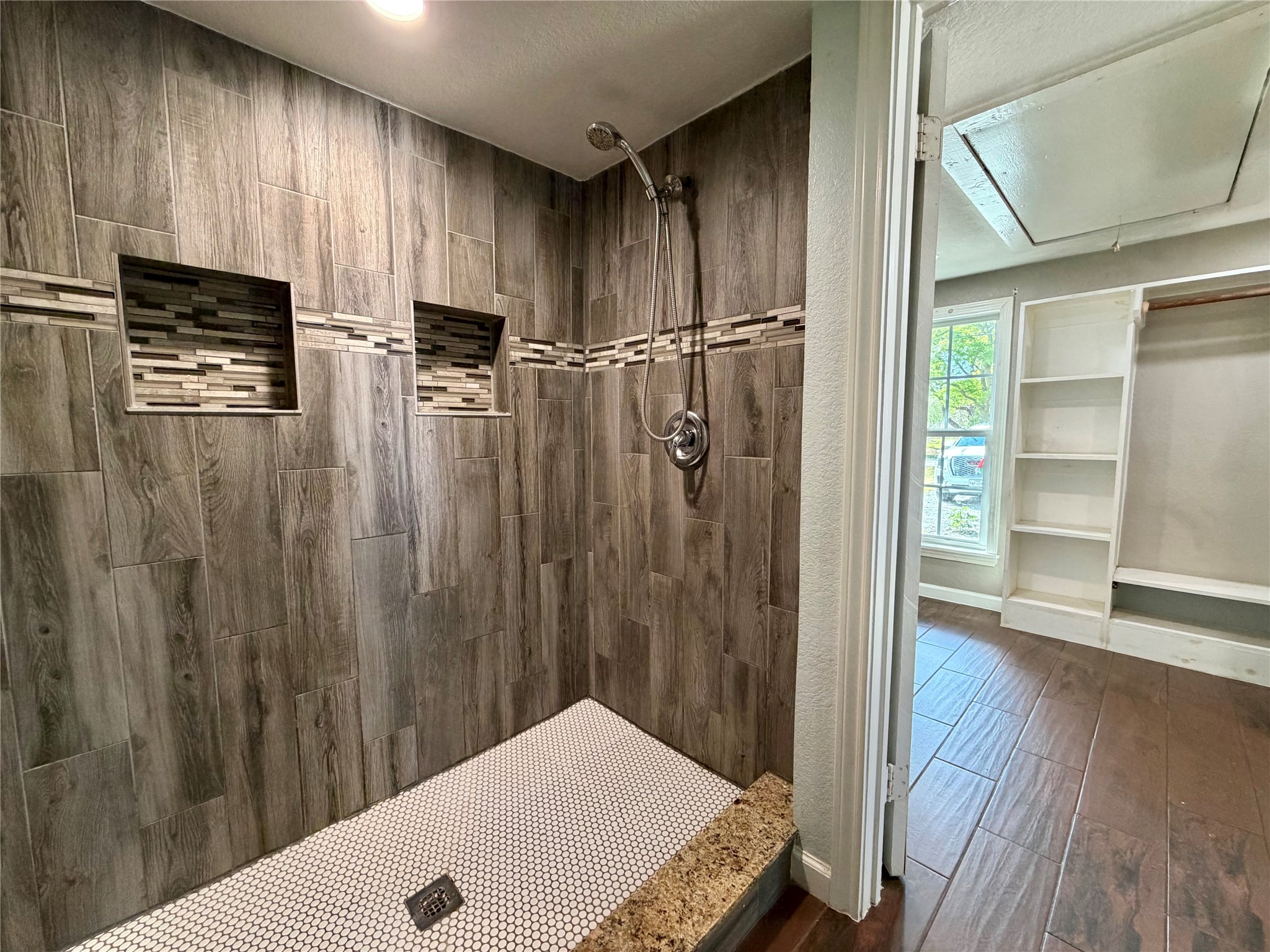 322 Hays Road Oyster Creek, TX 77541 - Photo 18 of 25
