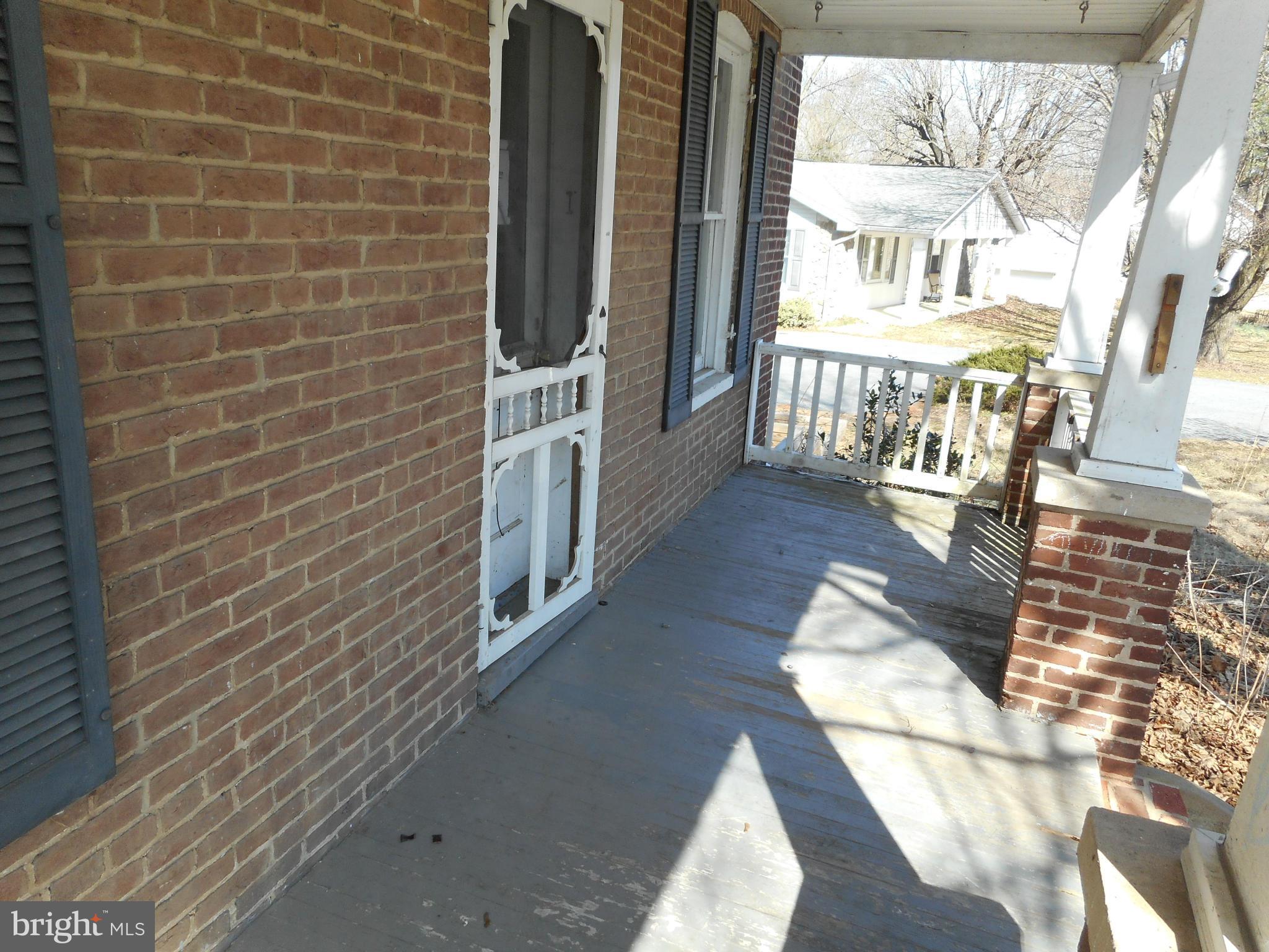 40 Sullivan Road Westminster, MD 21157 - Photo 4 of 21 Front Porch