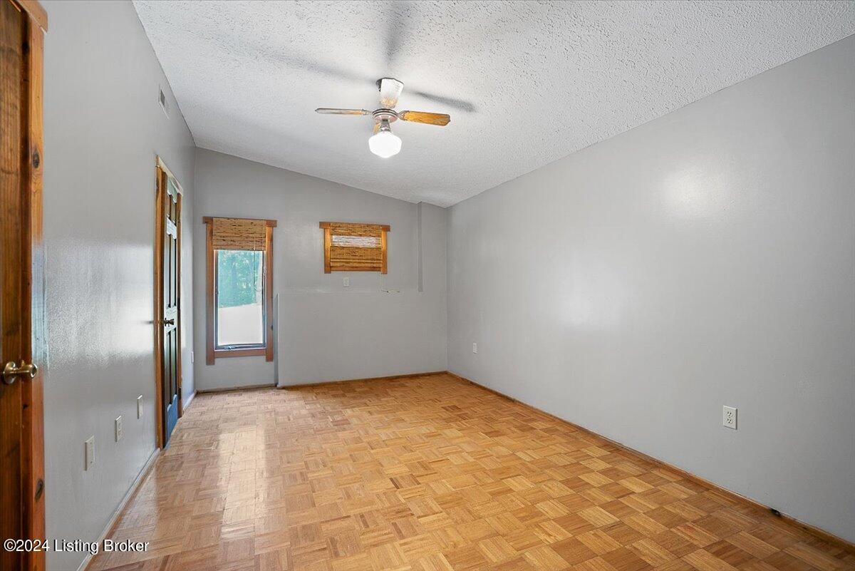 980 Jim Clark Road New Haven, KY 40051 - Photo 46 of 62 24-980-24