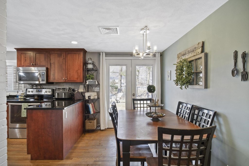 25 Cornell Road Beverly, MA 01915 - Photo 11 of 35 Gallery Image 11