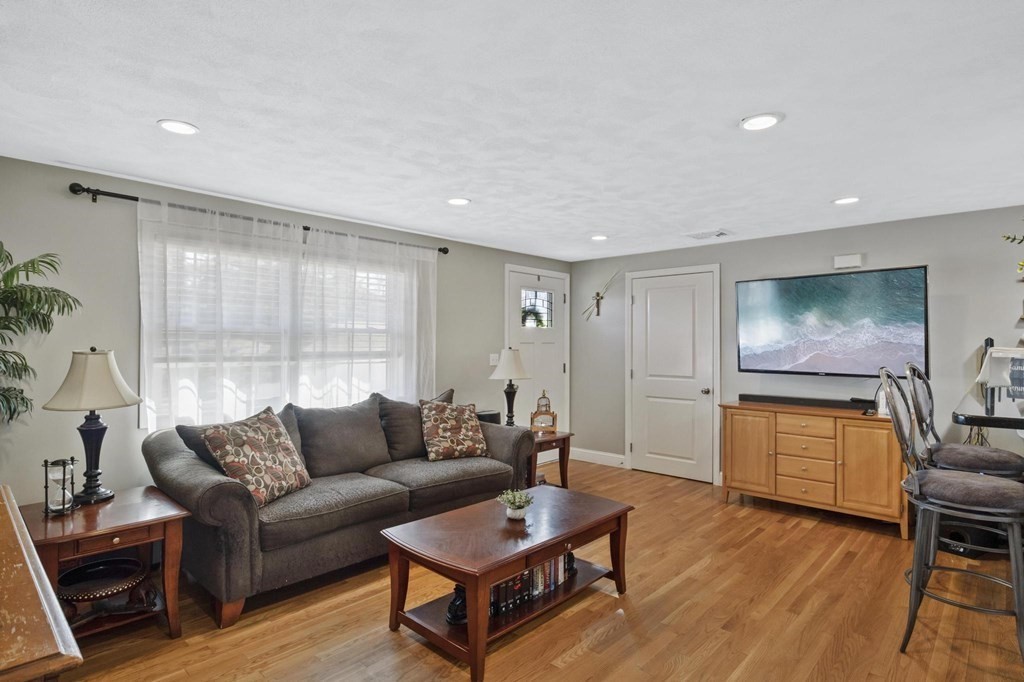 25 Cornell Road Beverly, MA 01915 - Photo 14 of 35 Gallery Image 14
