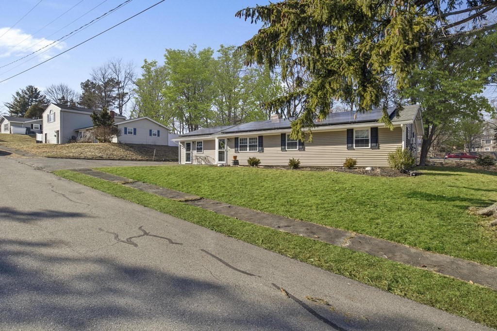 25 Cornell Road Beverly, MA 01915 - Photo 2 of 35 Gallery Image 2