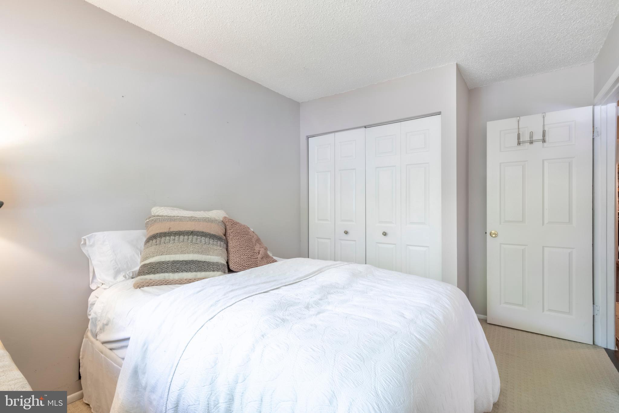 2198 White Cornus Lane Reston, VA 20191 - Photo 22 of 41 Gallery Image 22