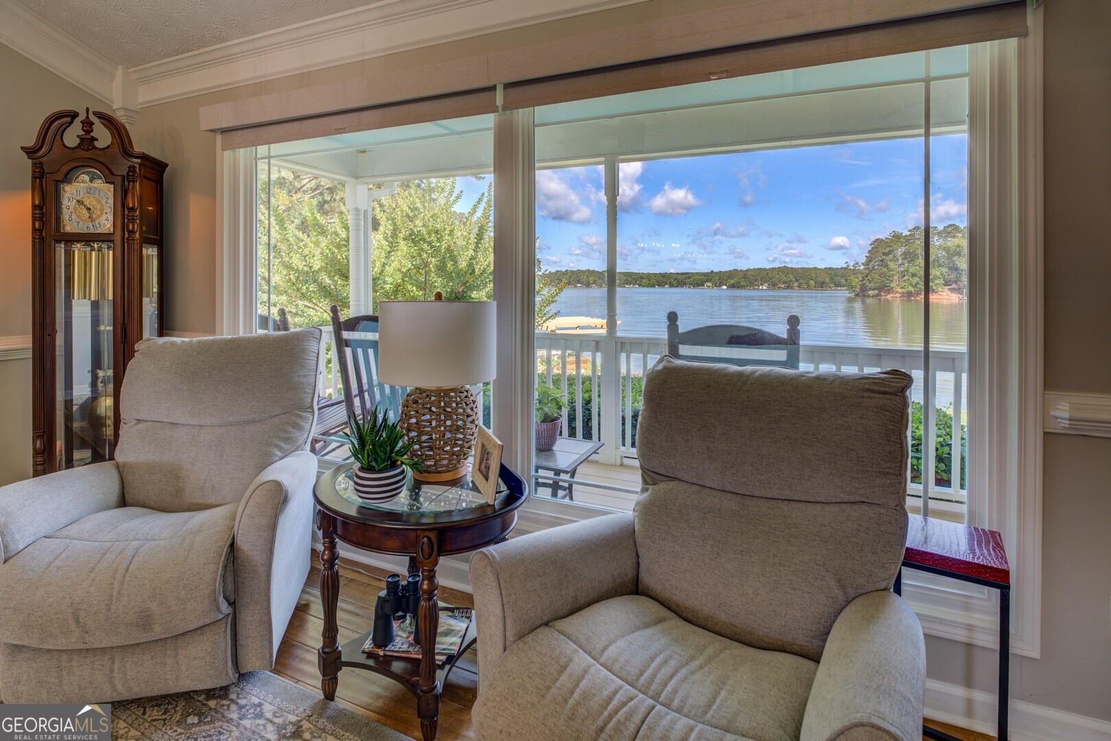 8950 Jackson Lake Road Monticello, GA 31064 - Photo 24 of 88 a living room with furniture and a potted plant