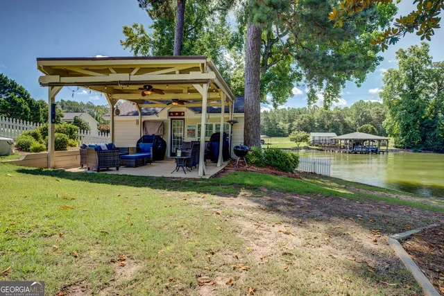 $975,000 | 8950 Jackson Lake Road, Monticello, GA 31064