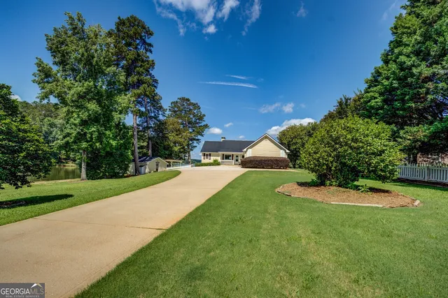 $975,000 | 8950 Jackson Lake Road, Monticello, GA 31064