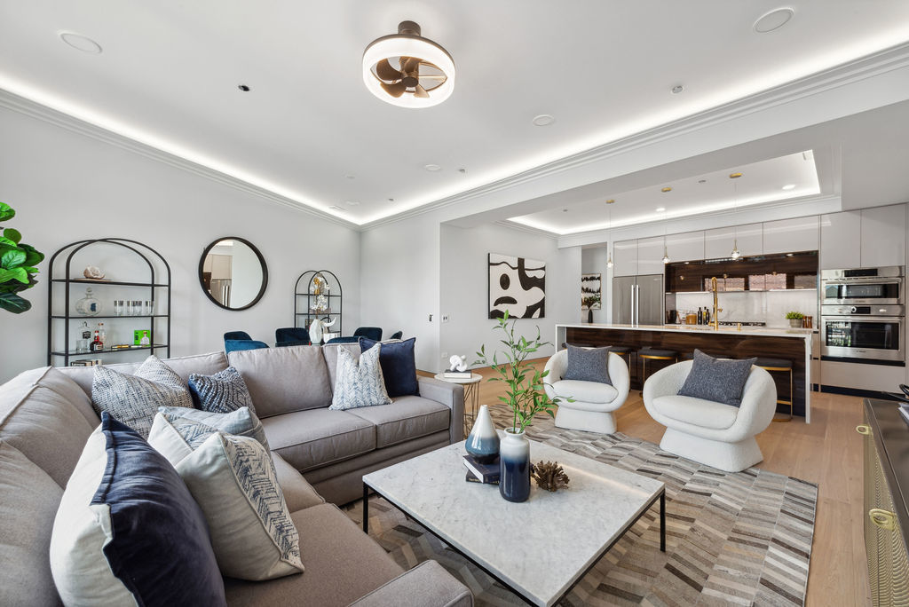 2024 West Irving Park Road, Unit 403 Chicago, IL 60618 - Photo 8 of 16 Gallery Image 8