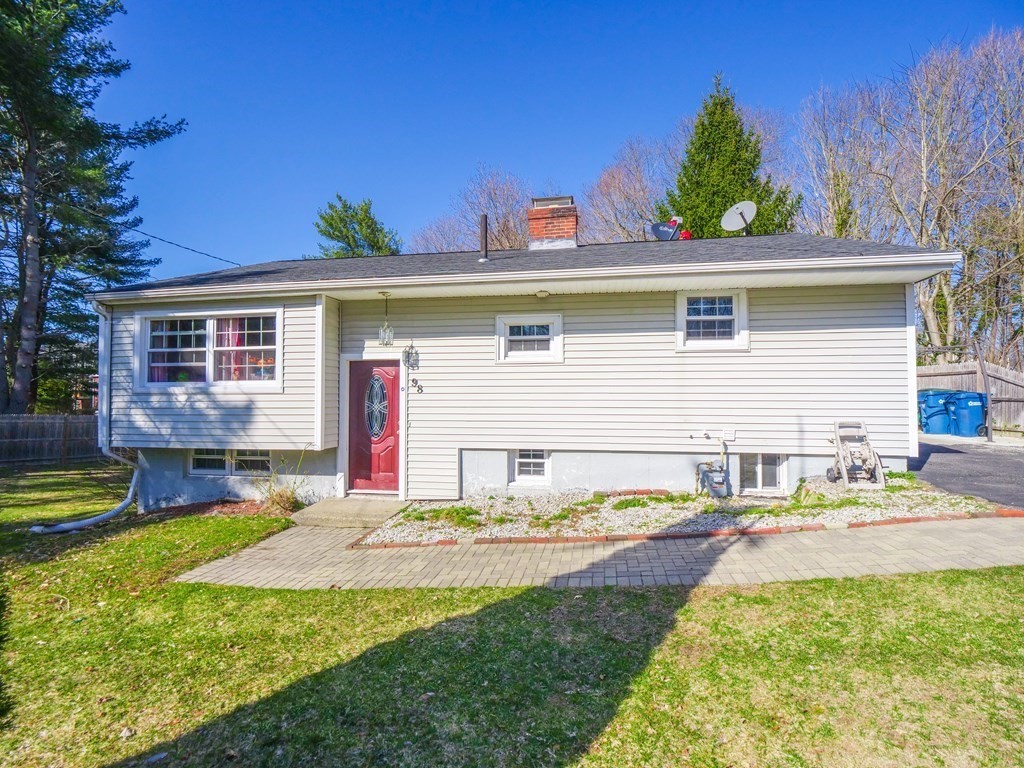 98 Walnut Street Canton, MA 02021 - Photo 1 of 17 Gallery Image 1