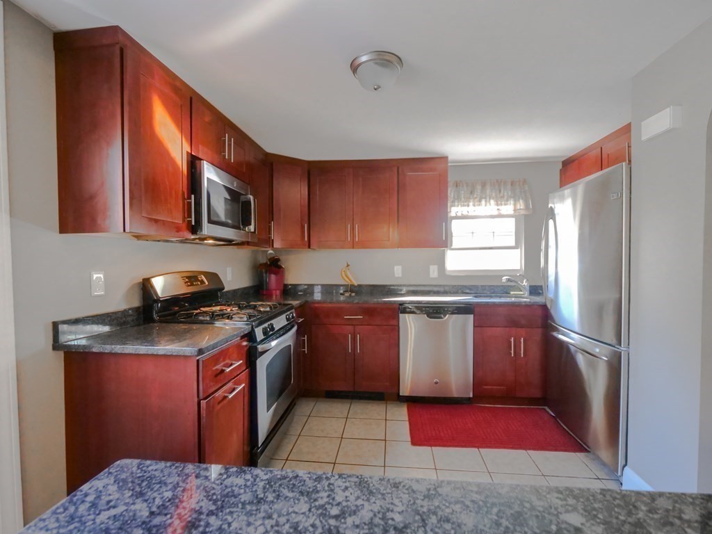 98 Walnut Street Canton, MA 02021 - Photo 7 of 17 Gallery Image 7