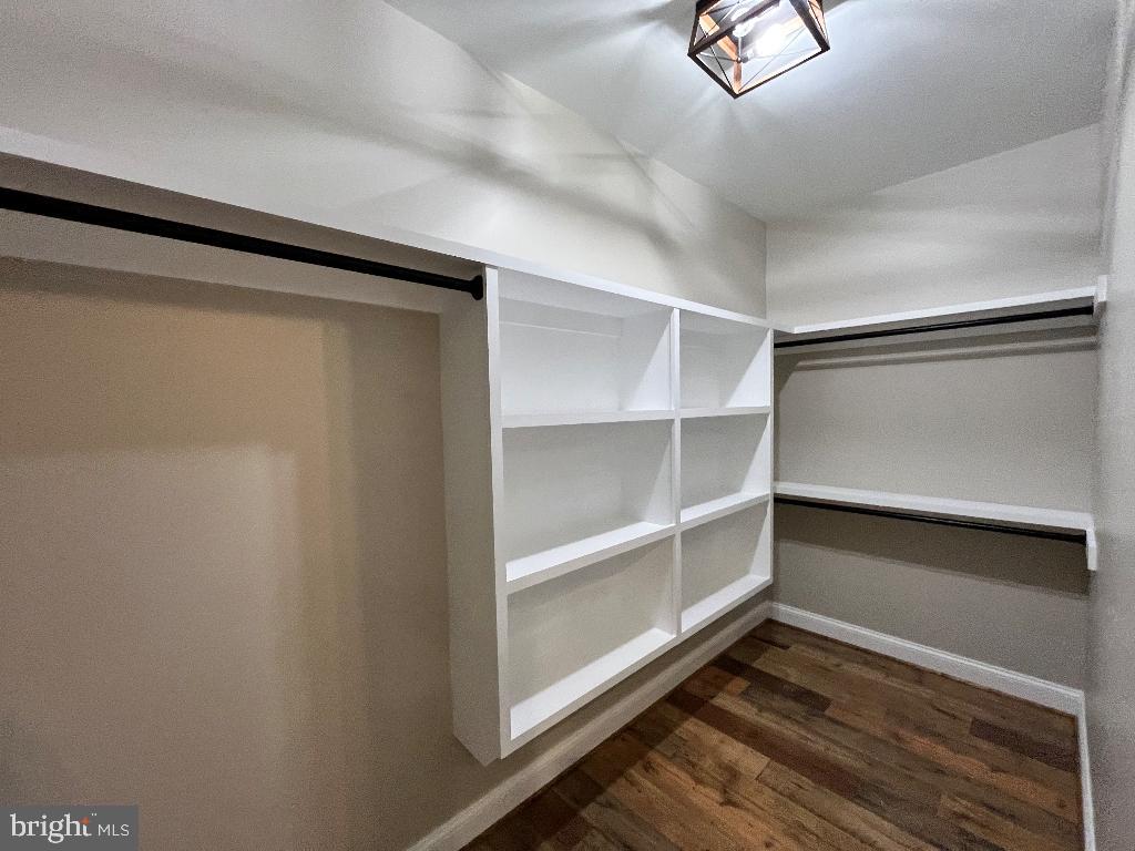 6 Antioch Road Luray, VA 22835 - Photo 22 of 39 a view of an empty room