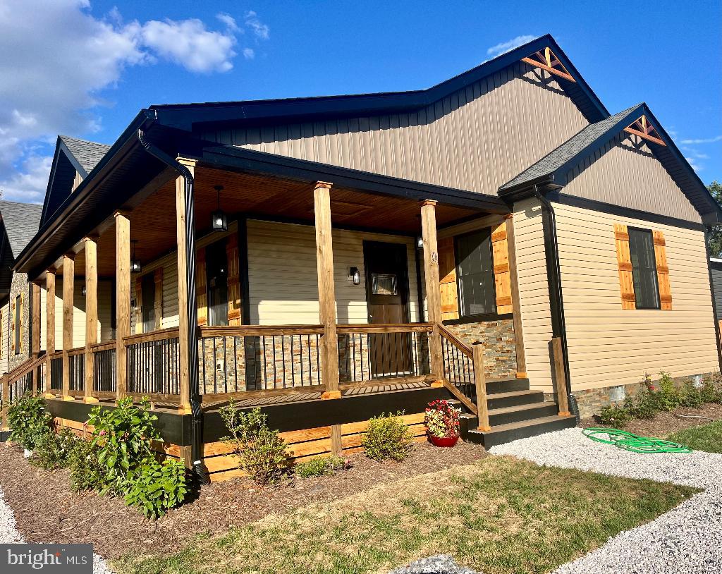 6 Antioch Road Luray, VA 22835 - Photo 3 of 39 front view of a house