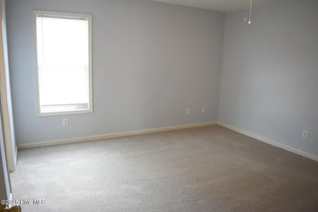 $1,750 | 6923 Alamosa Drive, Wilmington, NC 28411