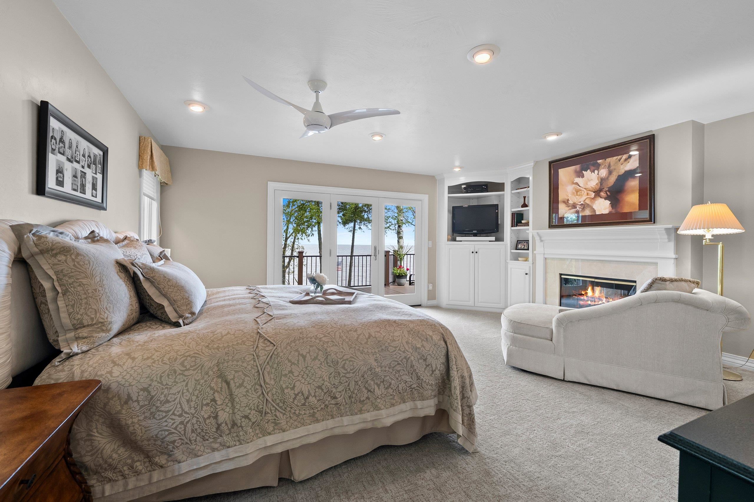 5035 Edgewater Beach Road Green Bay, WI 54311 - Photo 24 of 75