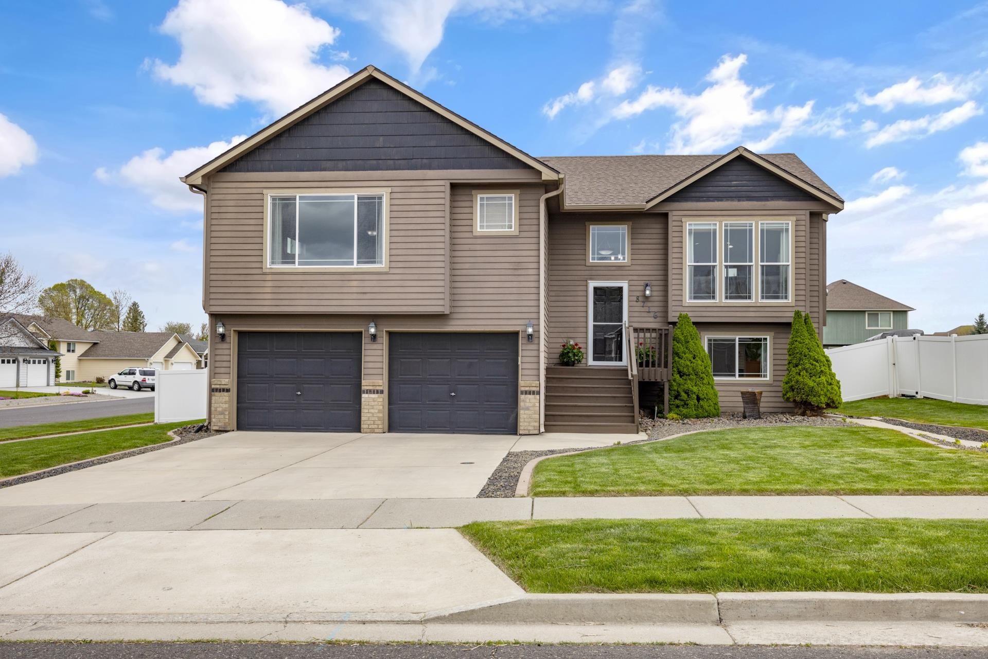 8716 North Warren Street Spokane, WA 99208 - Photo 2 of 28