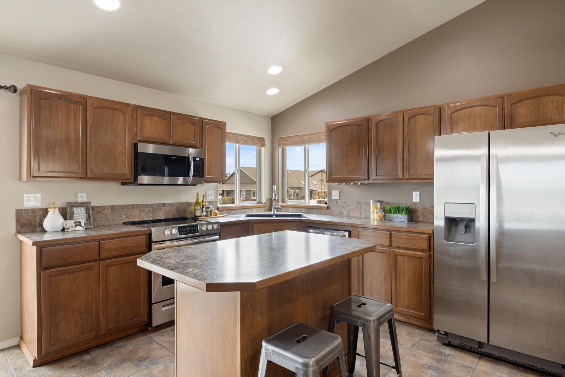 8716 North Warren Street Spokane, WA 99208 - Photo 7 of 28