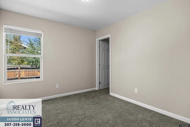 $385,000 | 3075 Cold Springs Road, Casper, WY 82604