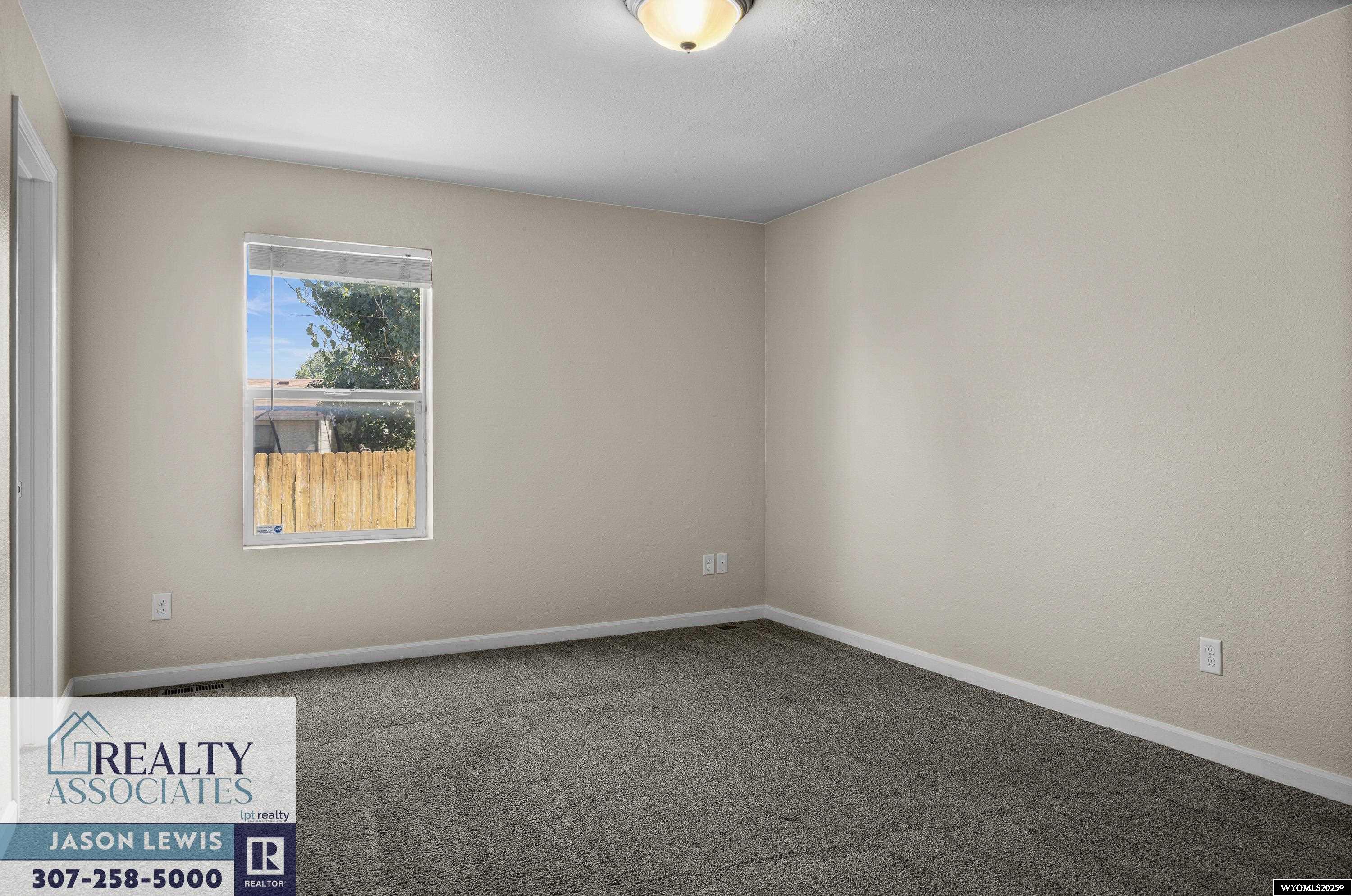 3075 Cold Springs Road Casper, WY 82604 - Photo 17 of 29
