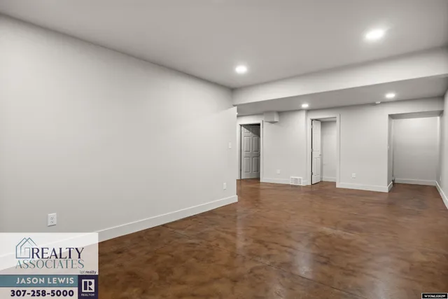 $385,000 | 3075 Cold Springs Road, Casper, WY 82604