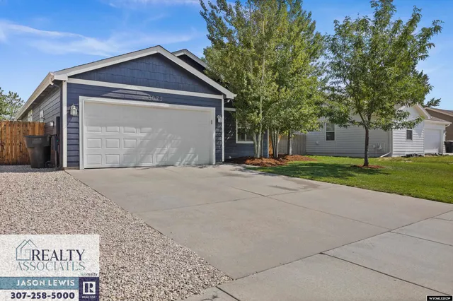 $385,000 | 3075 Cold Springs Road, Casper, WY 82604