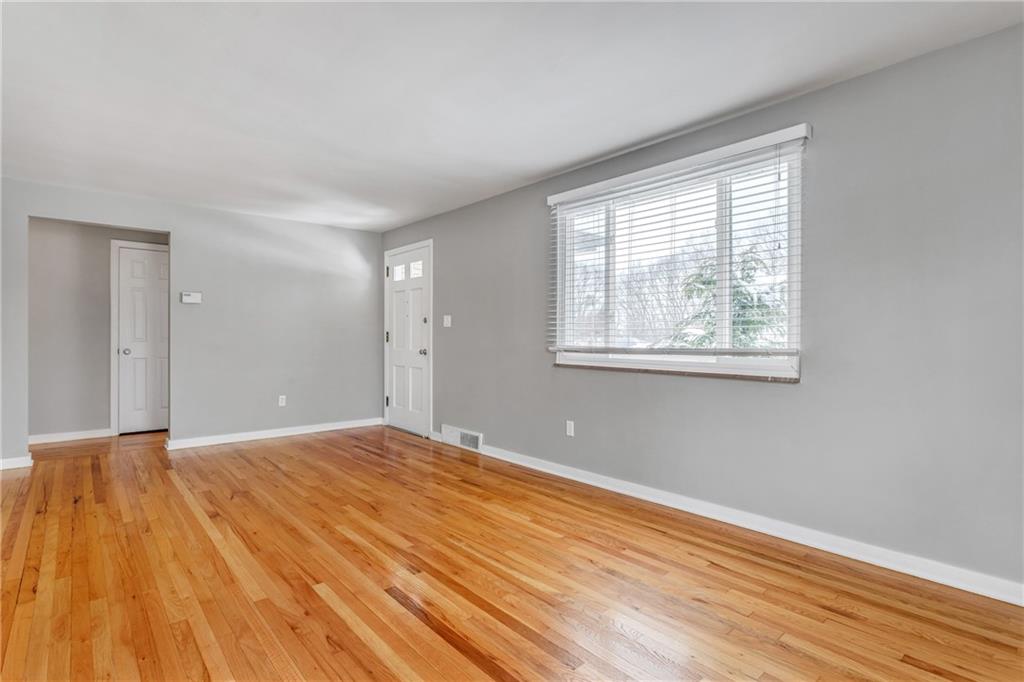 834 Rosalind Road Pittsburgh, PA 15237 - Photo 2 of 24 Gallery Image 2