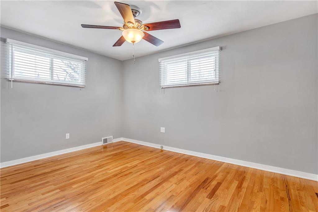 834 Rosalind Road Pittsburgh, PA 15237 - Photo 9 of 24 Gallery Image 9