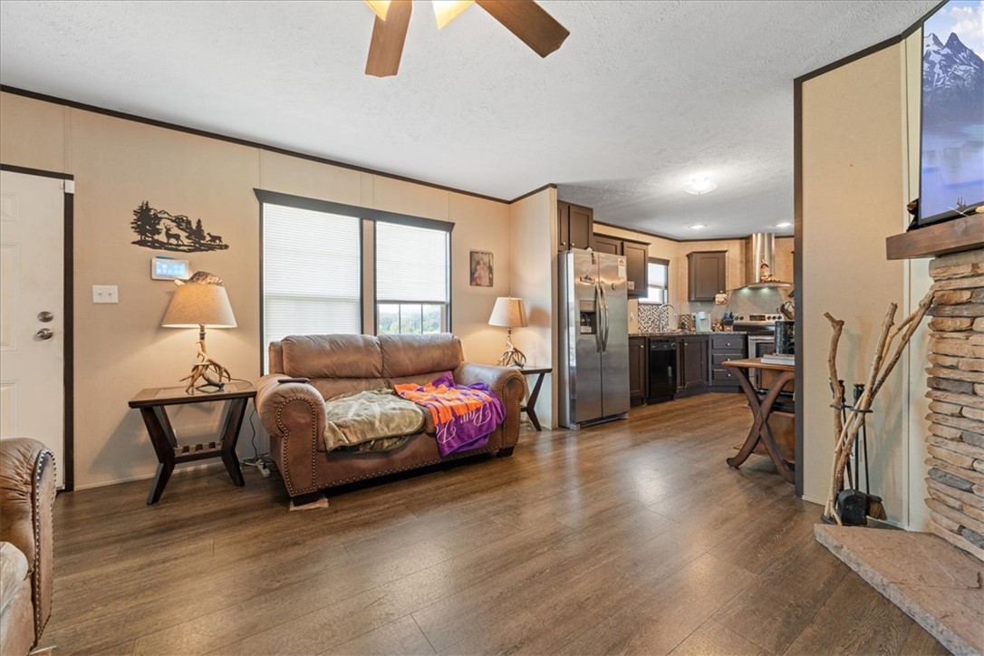 365 Armstrong Road Seneca, SC 29678 - Photo 12 of 30