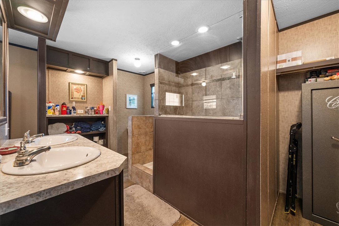 365 Armstrong Road Seneca, SC 29678 - Photo 15 of 30