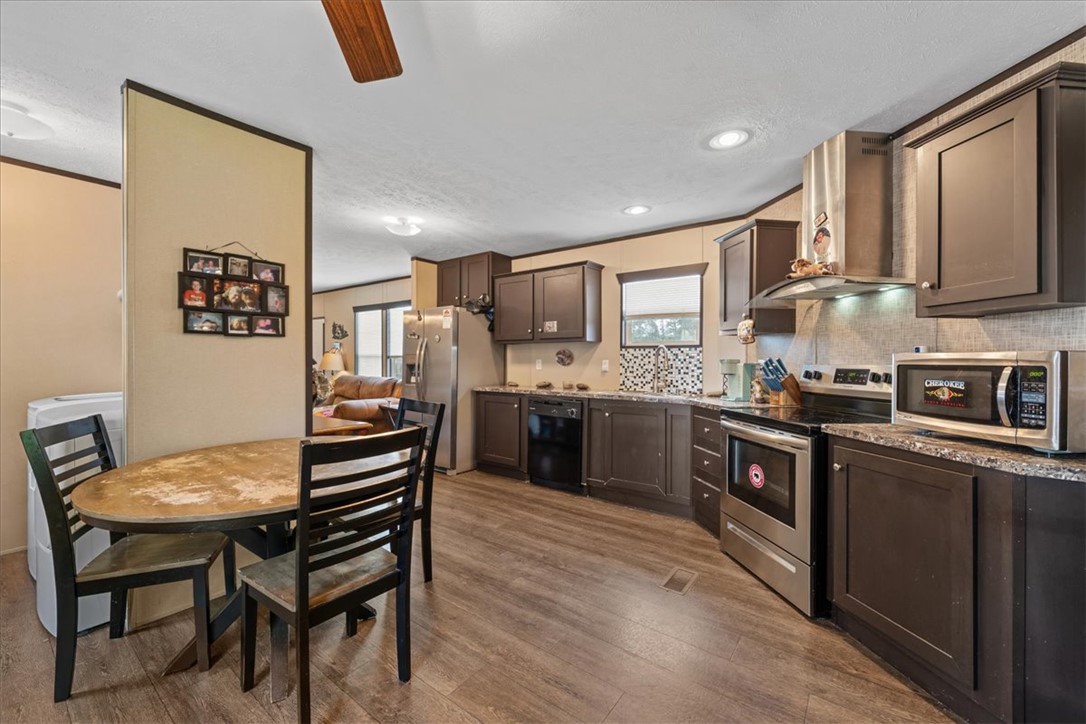 365 Armstrong Road Seneca, SC 29678 - Photo 7 of 30