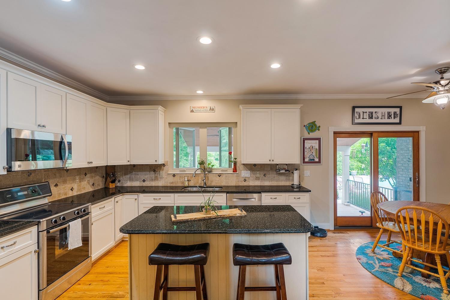 5083 Midfield Road Cincinnati, OH 45244 - Photo 13 of 42 Gallery Image 13
