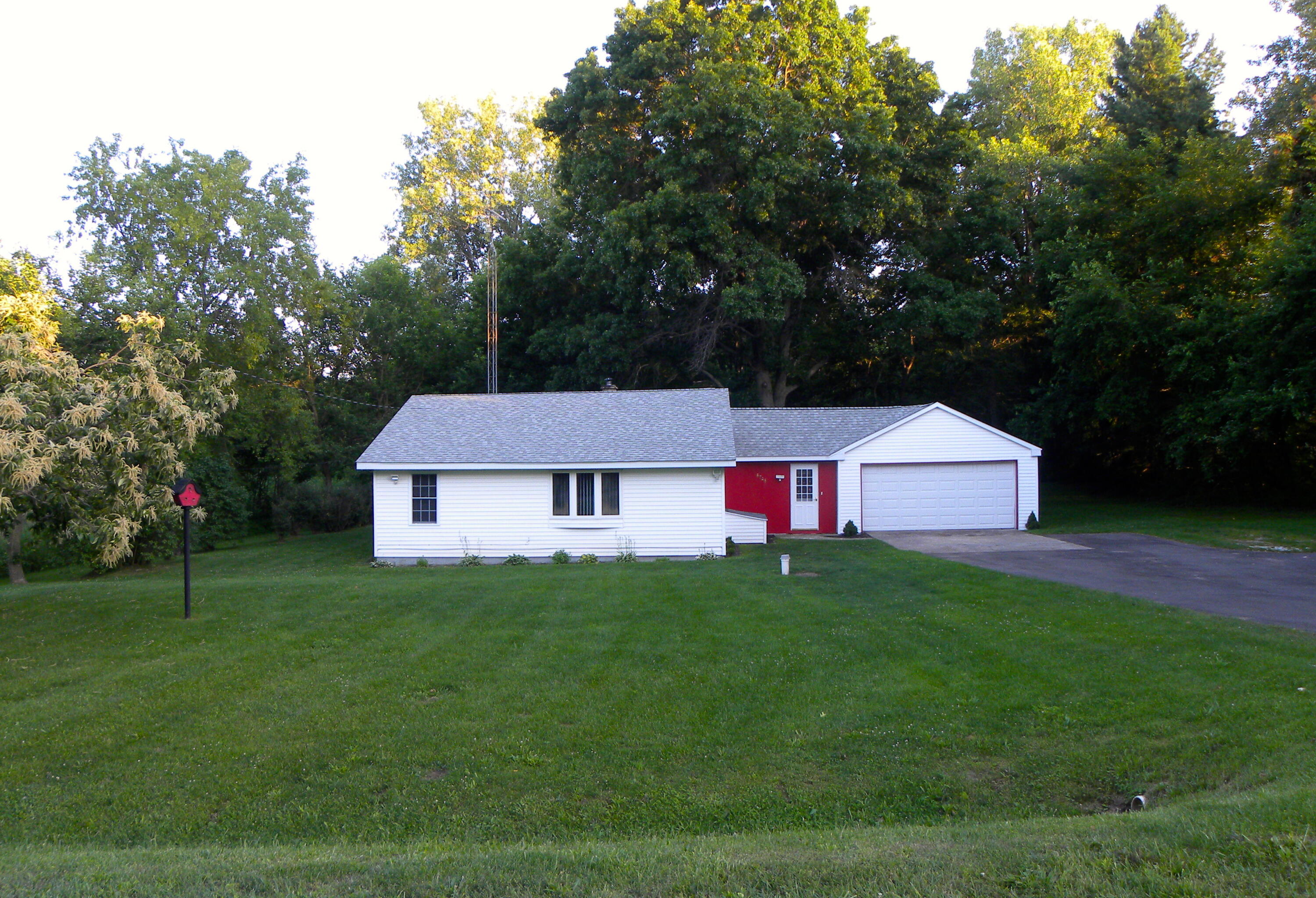 6746 Hagar Shore Road Coloma, MI 49038 - Photo 1 of 28 DSCN6648