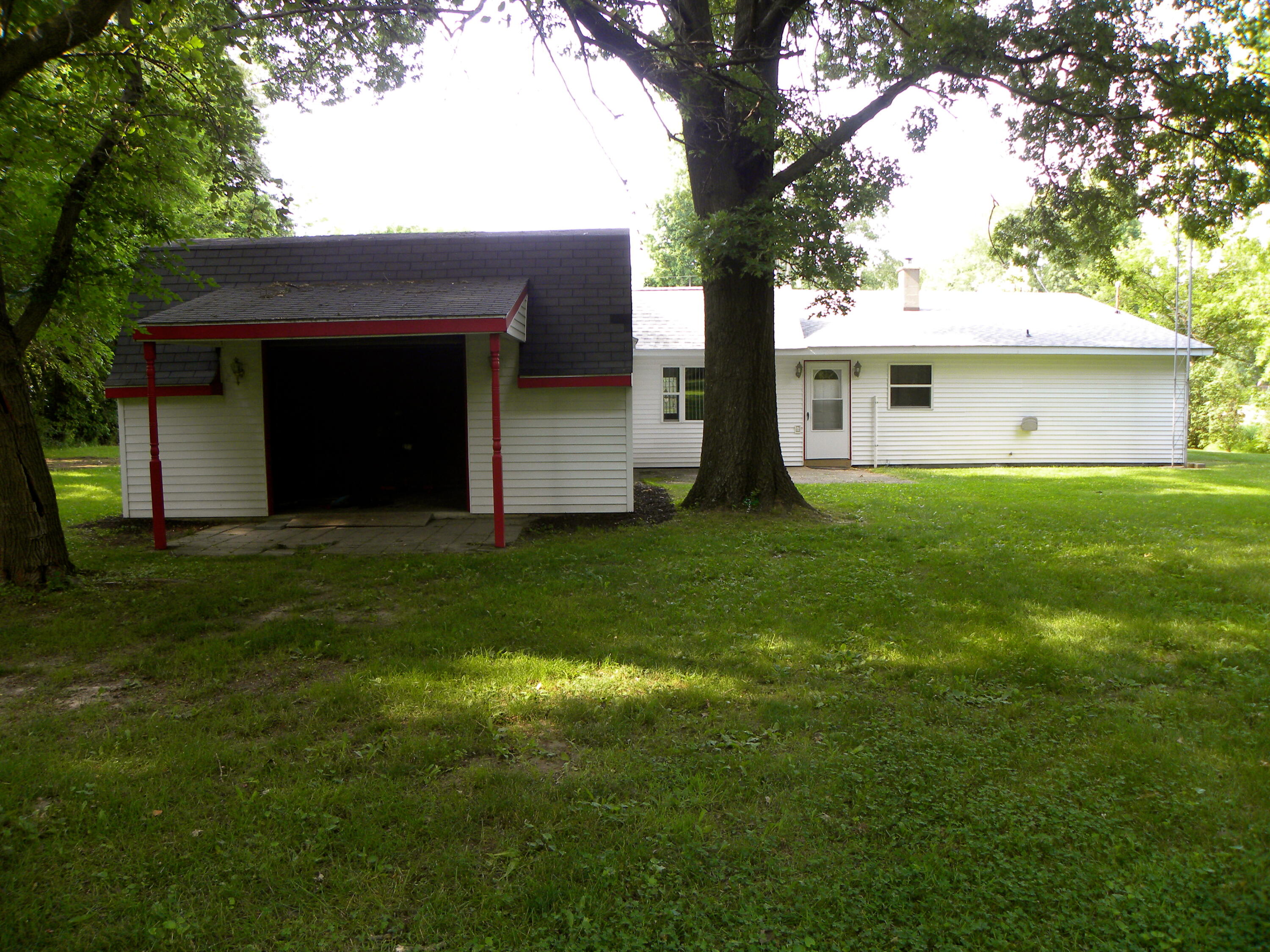 6746 Hagar Shore Road Coloma, MI 49038 - Photo 7 of 28 DSCN6635