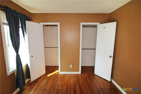$199,900 | 1001 East Main Street, Little River-Academy, TX 76554