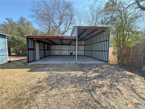 $199,900 | 1001 East Main Street, Little River-Academy, TX 76554